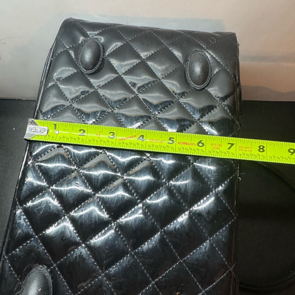 Caboodles Glossy Black Quilted Cosmetic Case - Picture 9 of 13